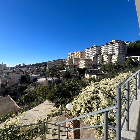 Villa Mirjan Sarandë Exteriör bild
