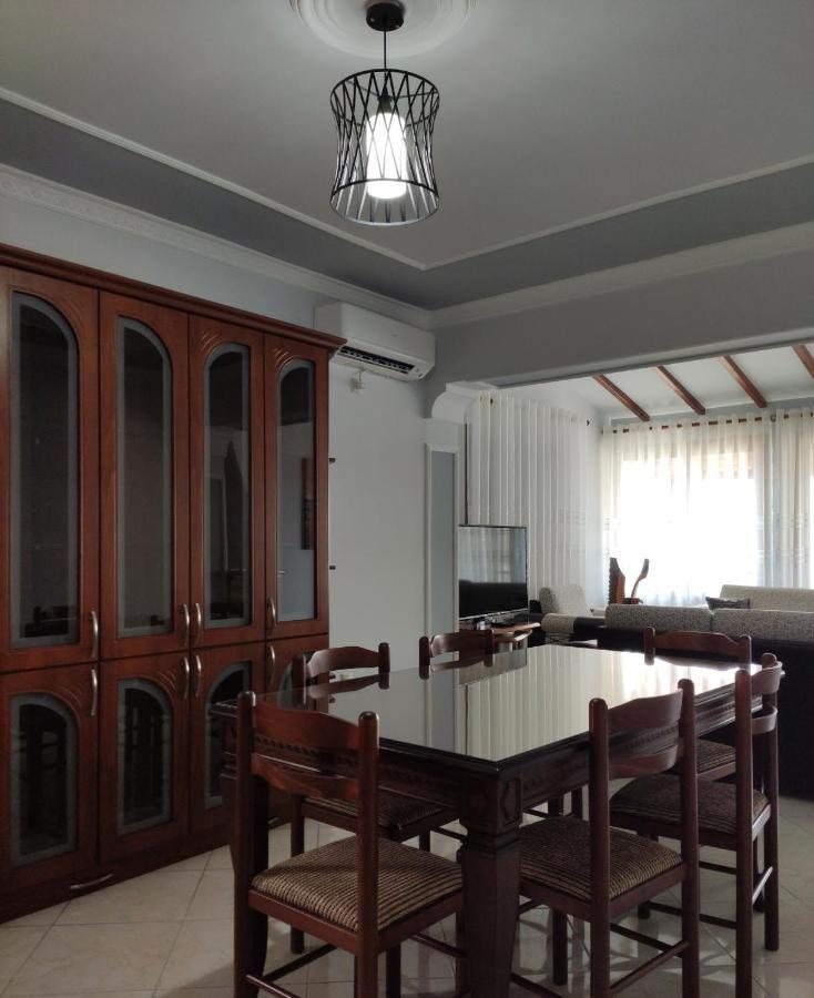 Villa Mirjan Sarandë Exteriör bild