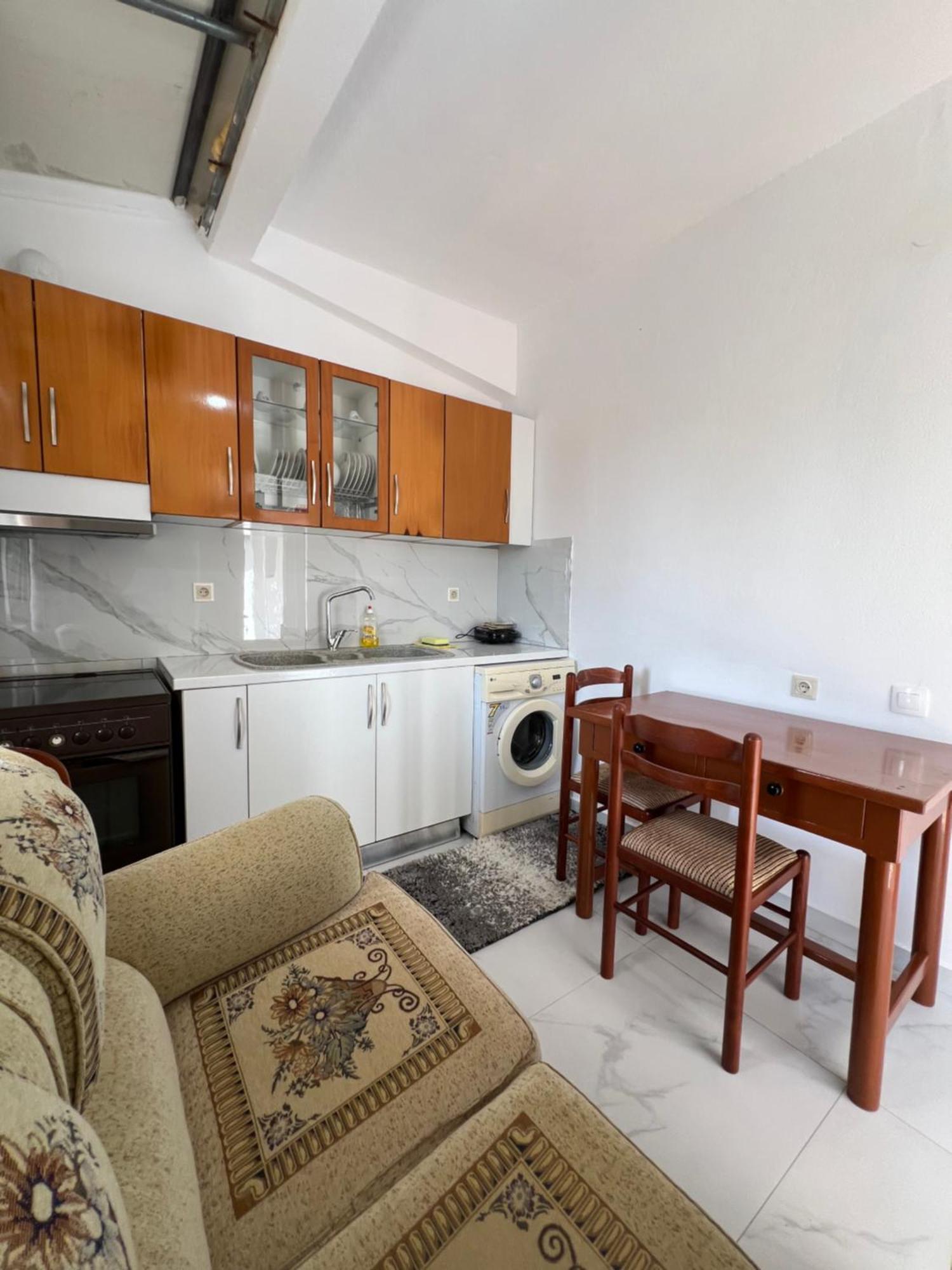 Villa Mirjan Sarandë Exteriör bild