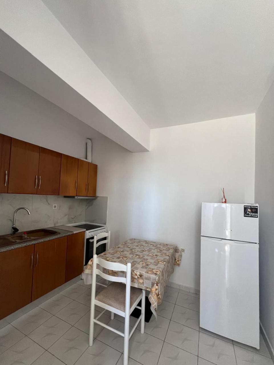 Villa Mirjan Sarandë Exteriör bild