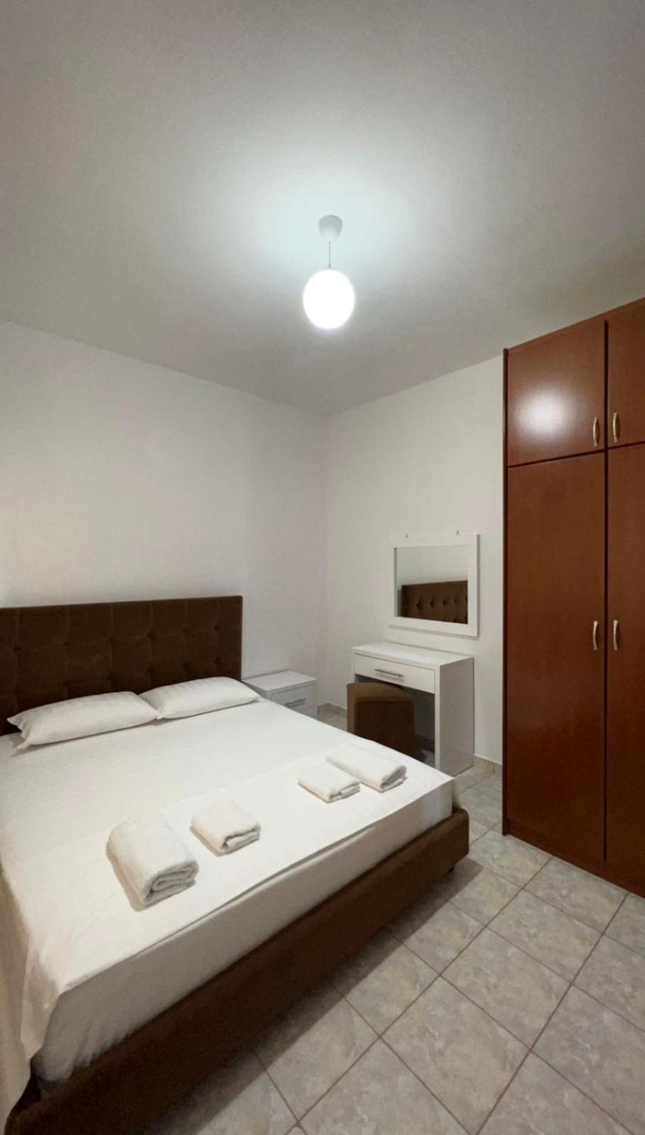 Villa Mirjan Sarandë Exteriör bild