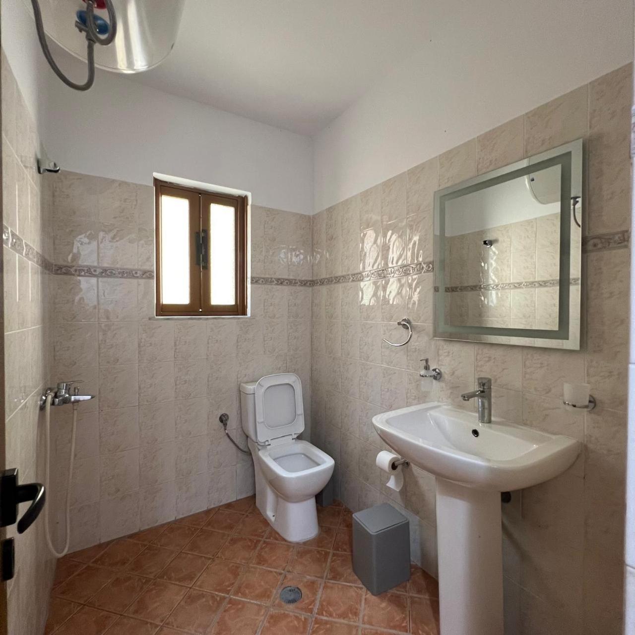 Villa Mirjan Sarandë Exteriör bild