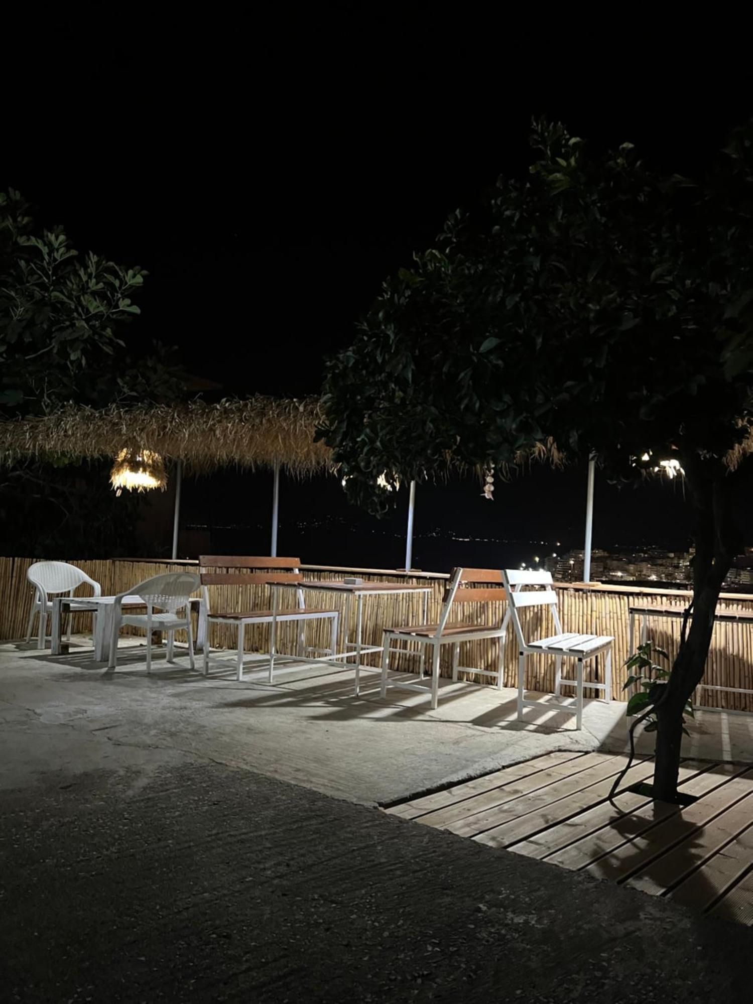 Villa Mirjan Sarandë Exteriör bild